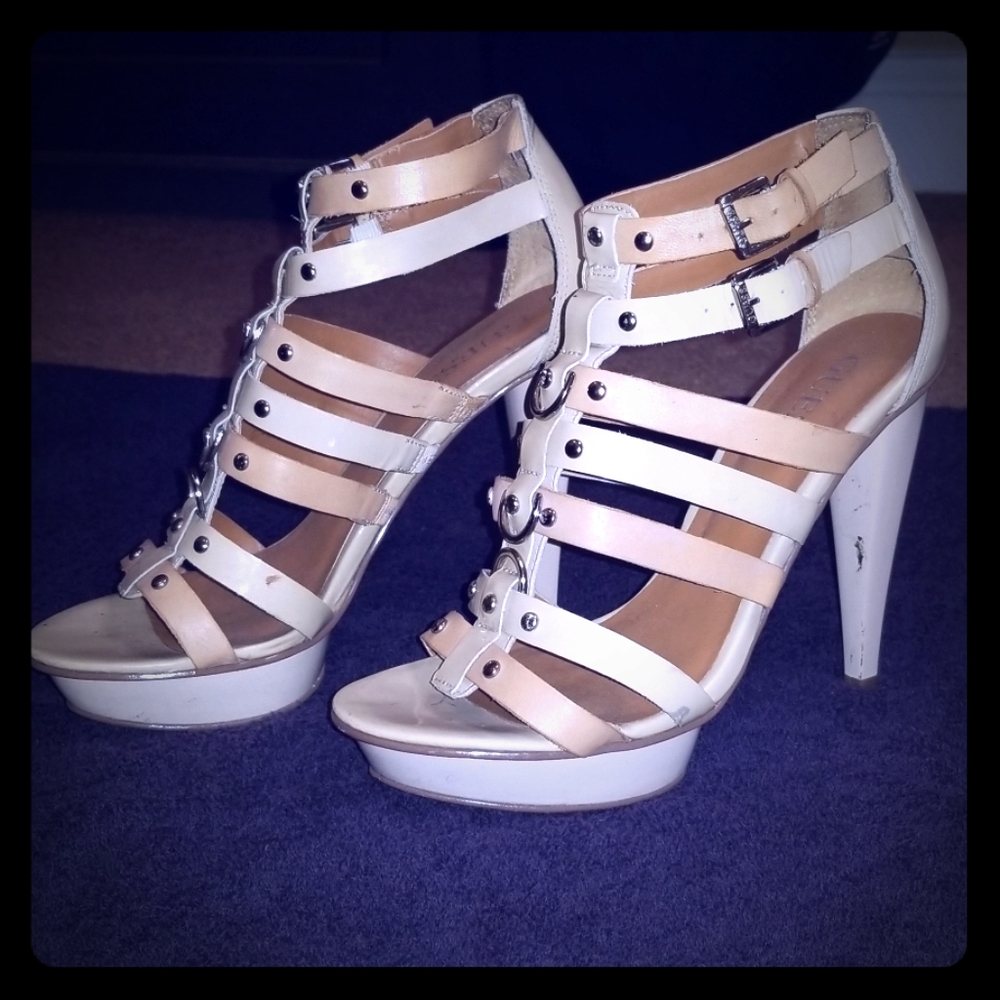 Super cute Guess shoes 😍